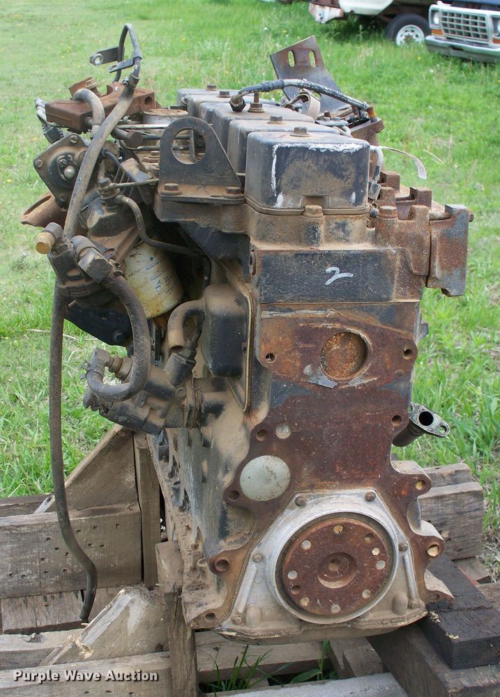 image for item GQ9599 Cummins 5.9L six cylinder diesel engine core