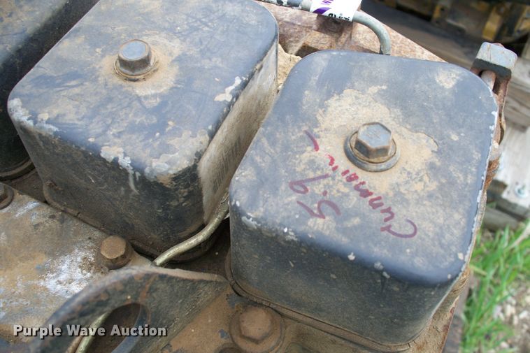 image for item GQ9599 Cummins 5.9L six cylinder diesel engine core