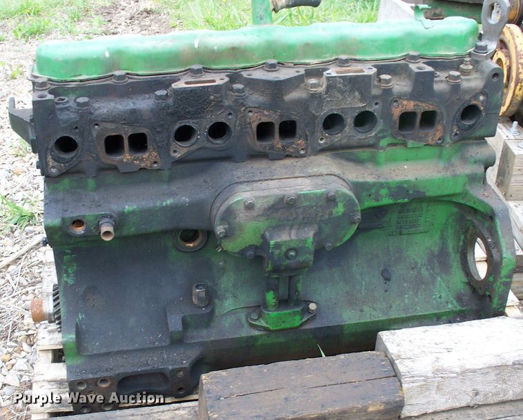 image for item GQ9601 John Deere 466 six cylinder diesel engine core