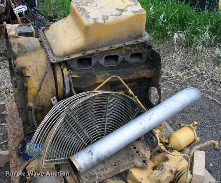 image for item GQ9604 Detroit Diesel 353 six cylinder diesel engine core