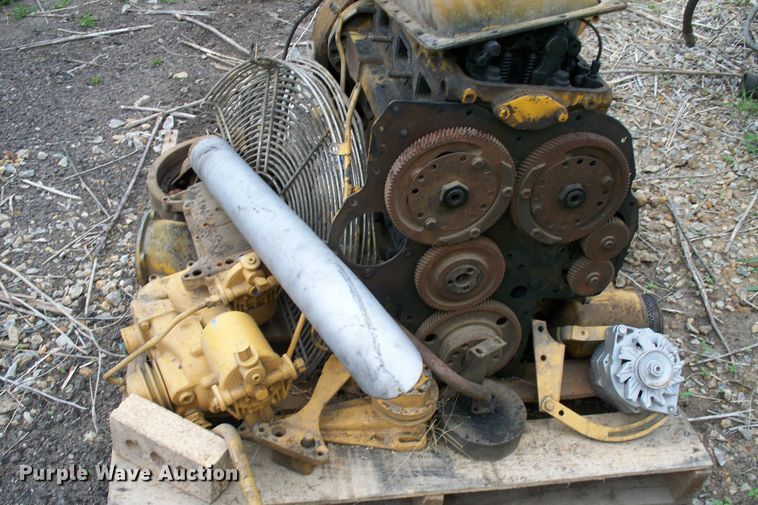 image for item GQ9604 Detroit Diesel 353 six cylinder diesel engine core