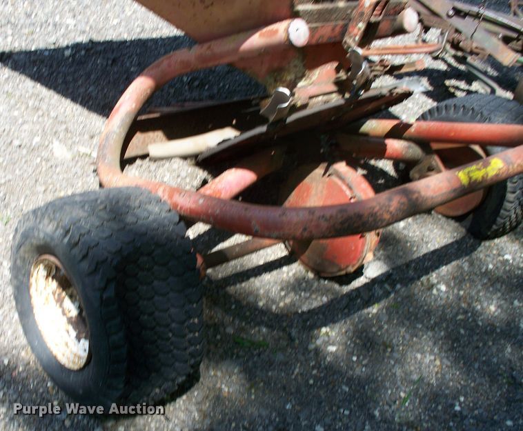 image for item GQ9607 Spreader