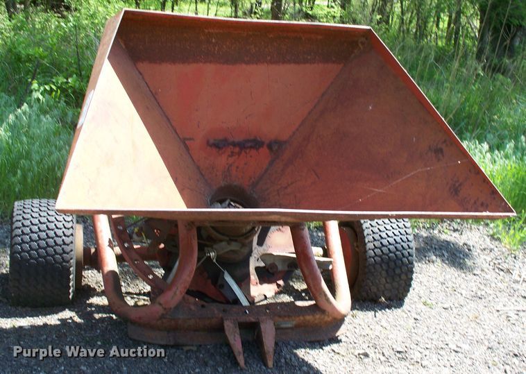 image for item GQ9607 Spreader