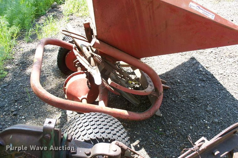 image for item GQ9607 Spreader