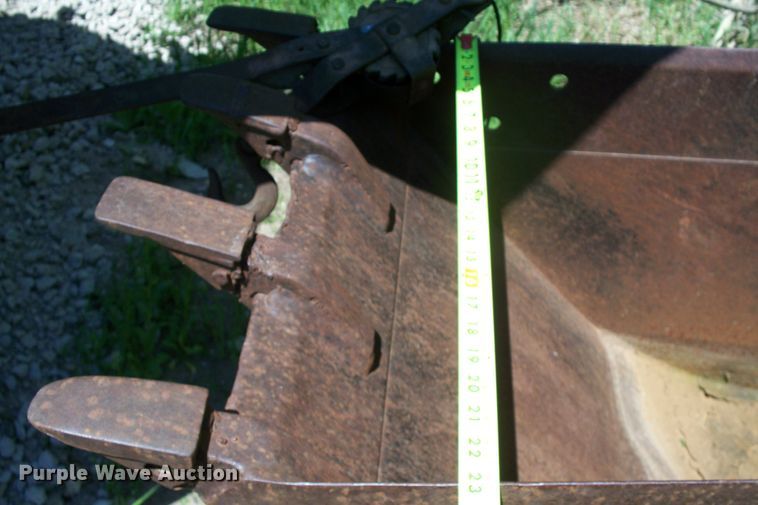 image for item GQ9609 1980 Ford 555  backhoe