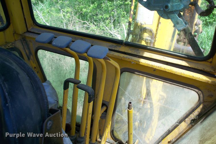 image for item GQ9609 1980 Ford 555  backhoe