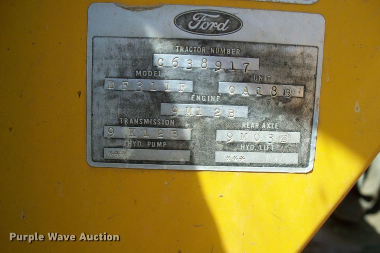 image for item GQ9609 1980 Ford 555  backhoe