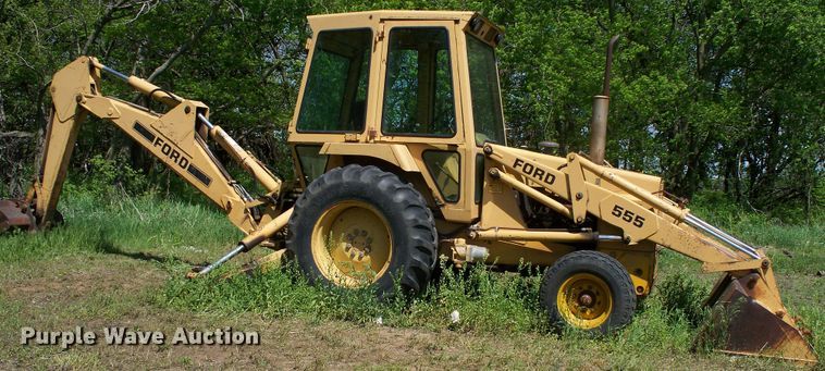 image for item GQ9610 Ford 555  backhoe