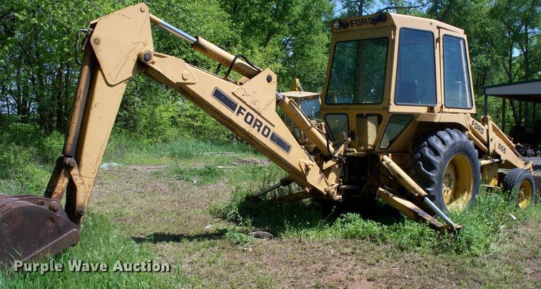image for item GQ9610 Ford 555  backhoe