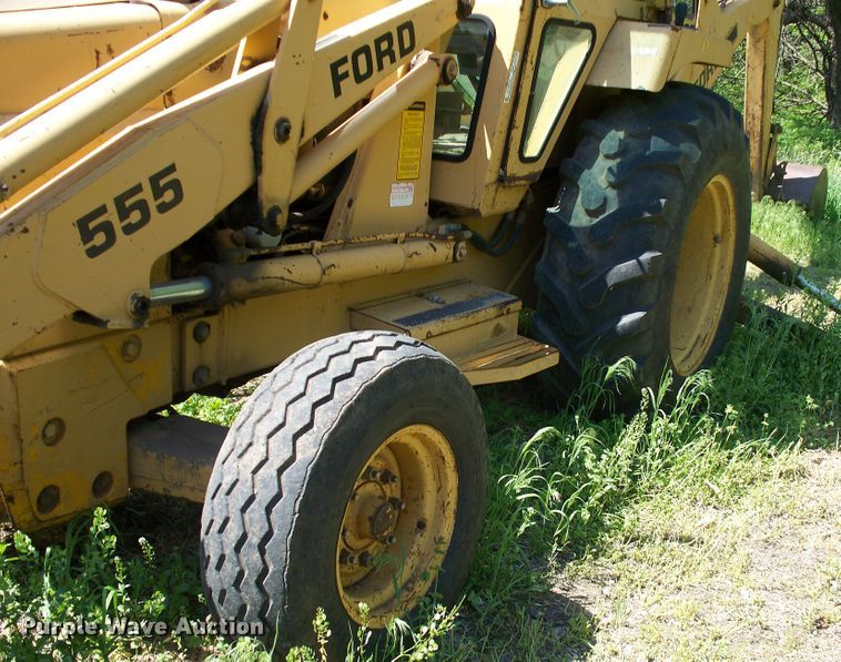 image for item GQ9610 Ford 555  backhoe