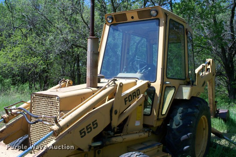 image for item GQ9610 Ford 555  backhoe