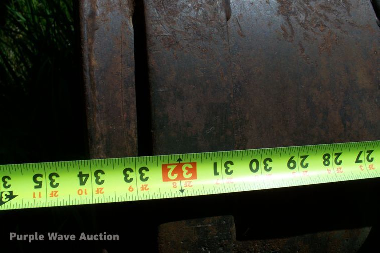 image for item GQ9610 Ford 555  backhoe