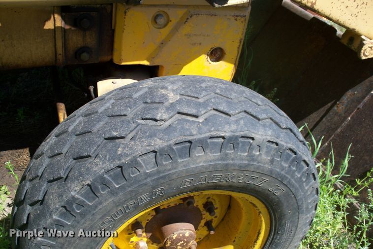 image for item GQ9610 Ford 555  backhoe