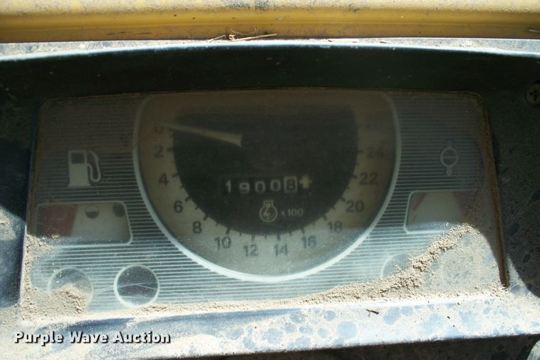 image for item GQ9610 Ford 555  backhoe