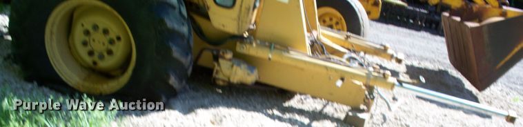 image for item GQ9610 Ford 555  backhoe