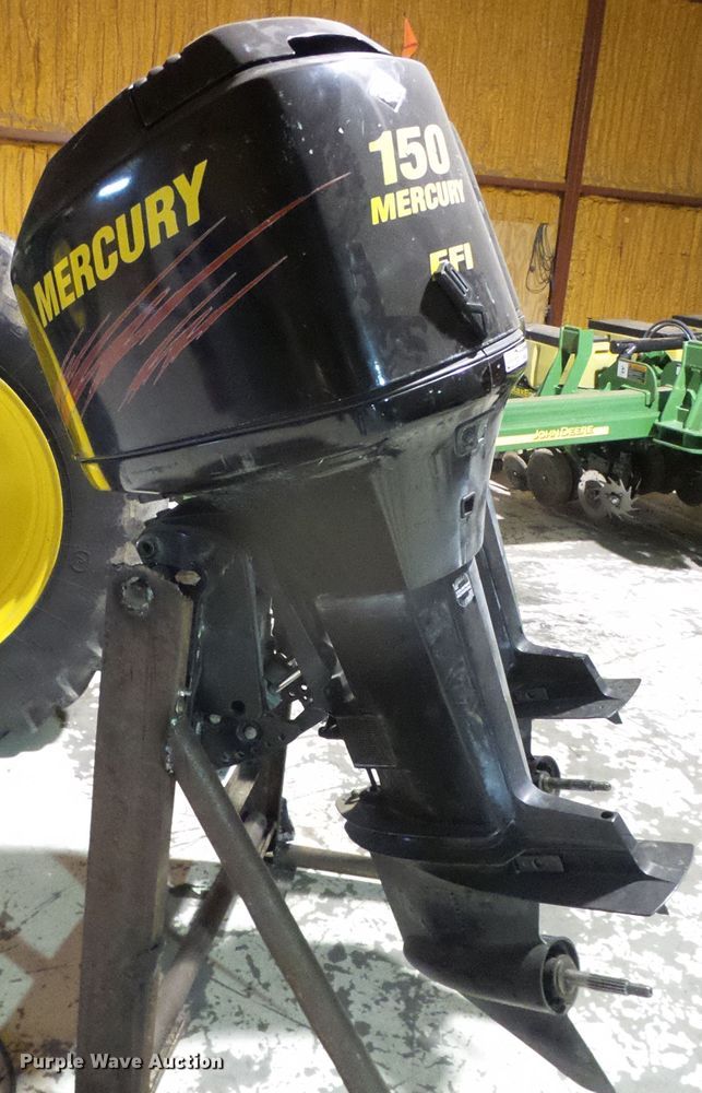 image for item GR9435 (2) 2003 Mercury EFI outboard boat engines