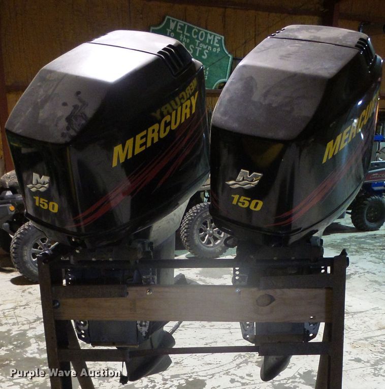 image for item GR9435 (2) 2003 Mercury EFI outboard boat engines