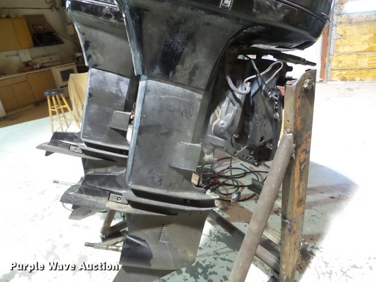 image for item GR9435 (2) 2003 Mercury EFI outboard boat engines