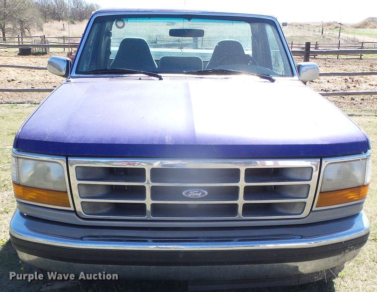 image for item GR9436 1995 Ford F150  pickup truck