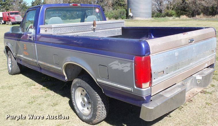 image for item GR9436 1995 Ford F150  pickup truck