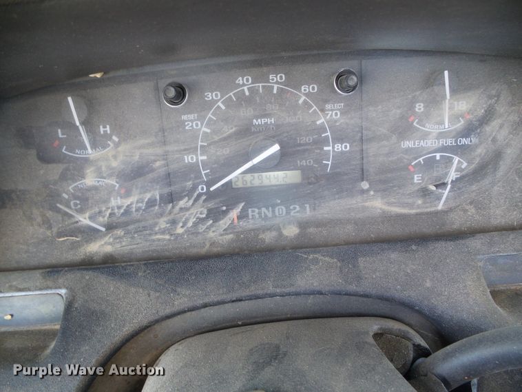 image for item GR9436 1995 Ford F150  pickup truck