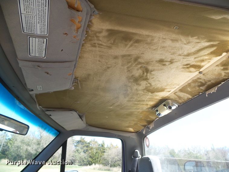 image for item GR9436 1995 Ford F150  pickup truck