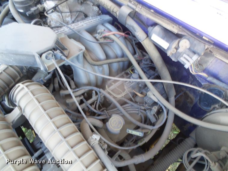 image for item GR9436 1995 Ford F150  pickup truck