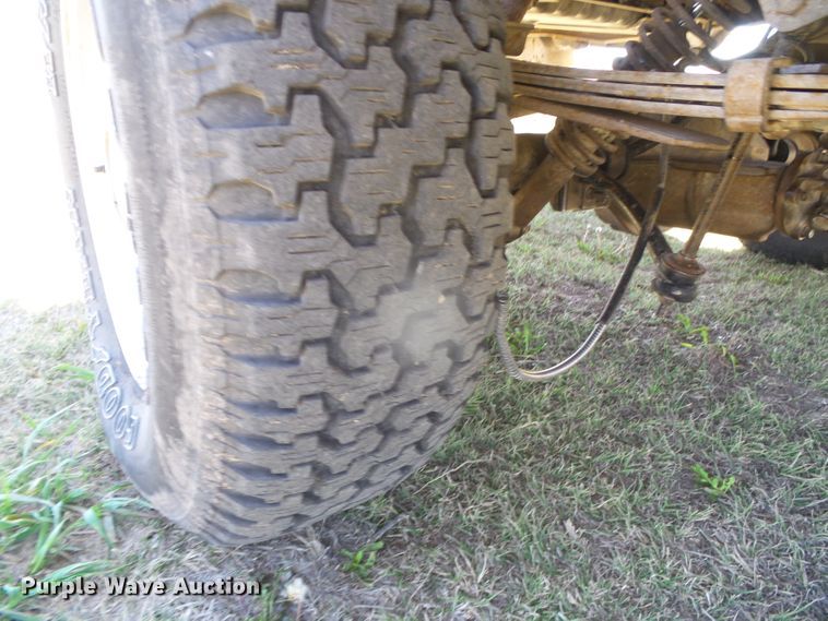 image for item GR9436 1995 Ford F150  pickup truck