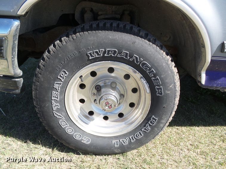 image for item GR9436 1995 Ford F150  pickup truck