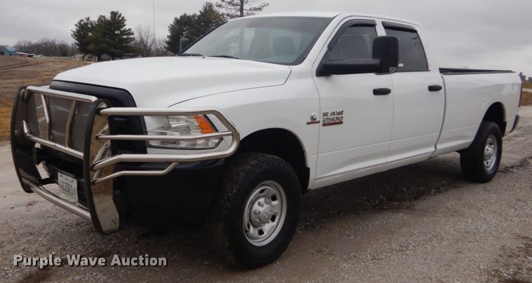 image for item GT9517 2013 Dodge Ram 2500HD  Crew Cab pickup truck