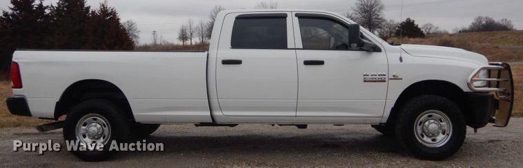 image for item GT9517 2013 Dodge Ram 2500HD  Crew Cab pickup truck