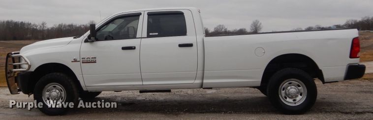 image for item GT9517 2013 Dodge Ram 2500HD  Crew Cab pickup truck