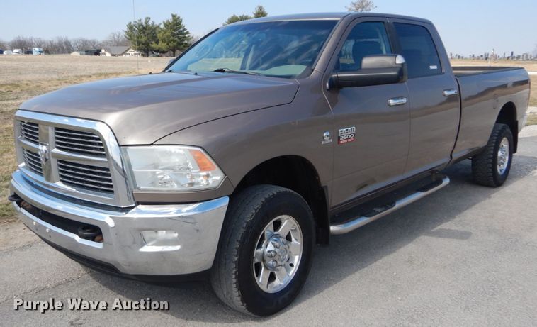 image for item GT9666 2010 Dodge Ram 2500HD  Crew Cab pickup truck