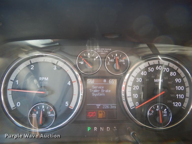 image for item GT9666 2010 Dodge Ram 2500HD  Crew Cab pickup truck