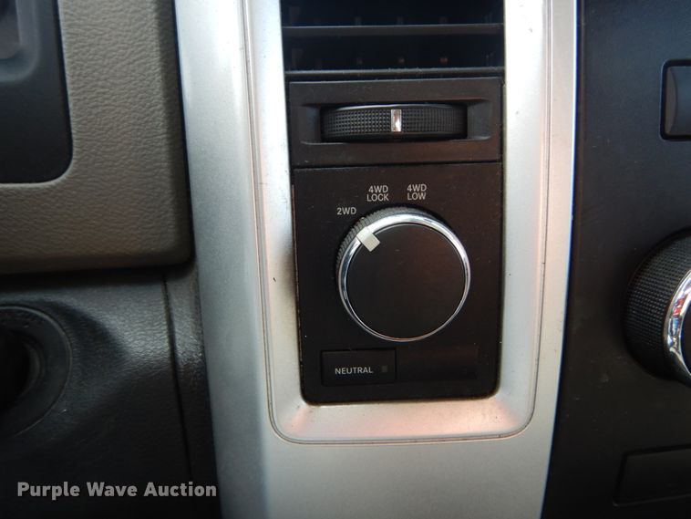 image for item GT9666 2010 Dodge Ram 2500HD  Crew Cab pickup truck