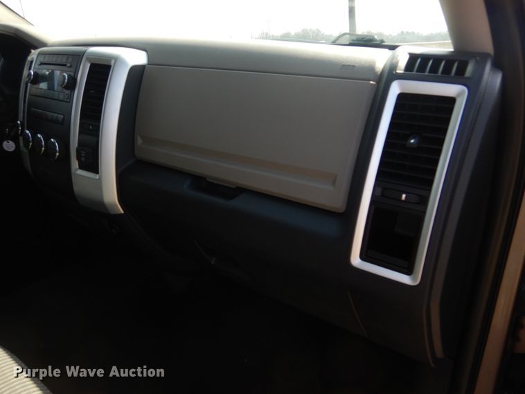 image for item GT9666 2010 Dodge Ram 2500HD  Crew Cab pickup truck