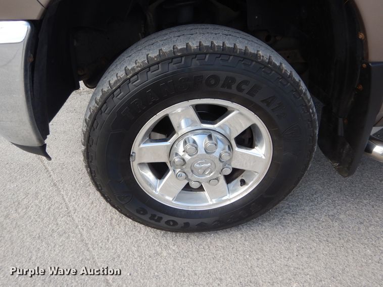 image for item GT9666 2010 Dodge Ram 2500HD  Crew Cab pickup truck