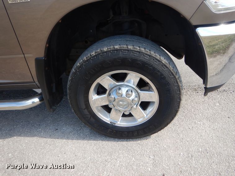 image for item GT9666 2010 Dodge Ram 2500HD  Crew Cab pickup truck