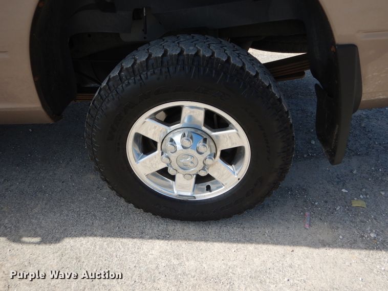 image for item GT9666 2010 Dodge Ram 2500HD  Crew Cab pickup truck