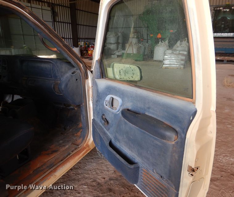 image for item HC9167 1997 Chevrolet Suburban  SUV