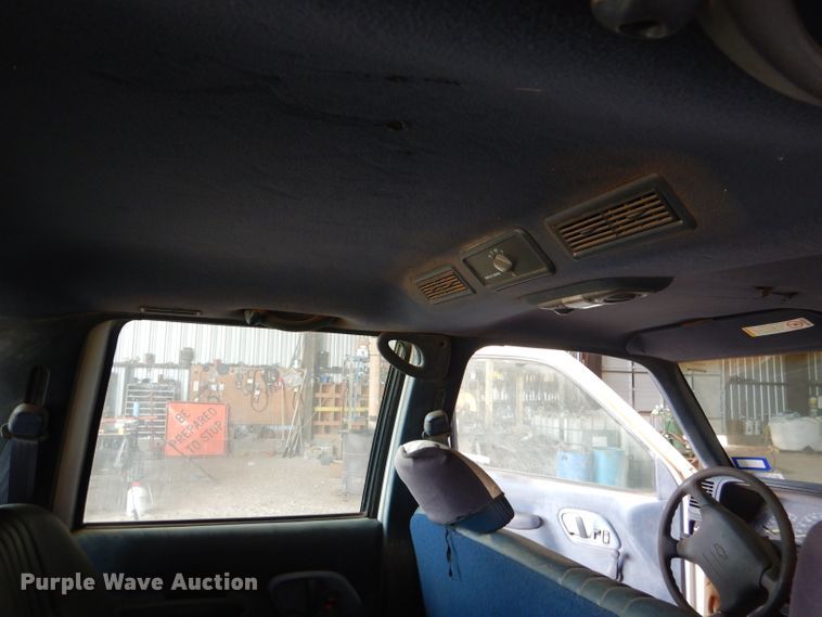 image for item HC9167 1997 Chevrolet Suburban  SUV