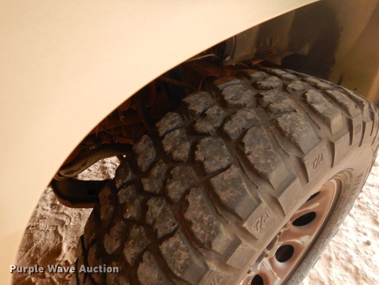 image for item HC9167 1997 Chevrolet Suburban  SUV