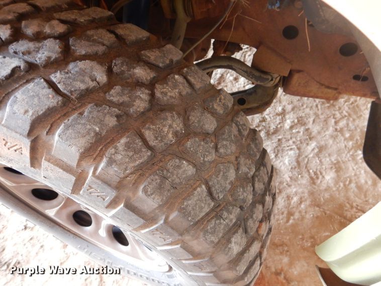 image for item HC9167 1997 Chevrolet Suburban  SUV