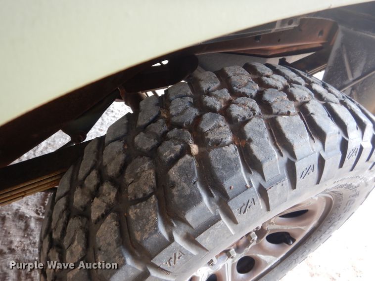 image for item HC9167 1997 Chevrolet Suburban  SUV