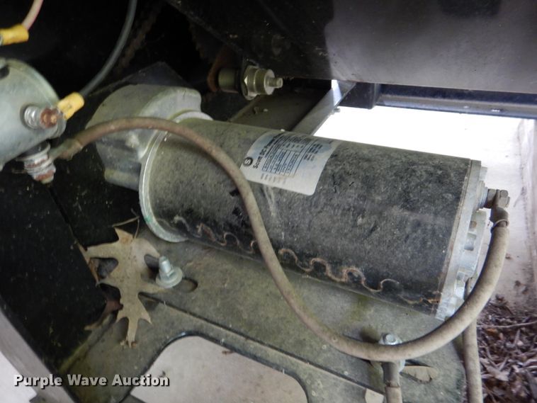 image for item HC9252 3C Cattle Feeders  automatic feeder