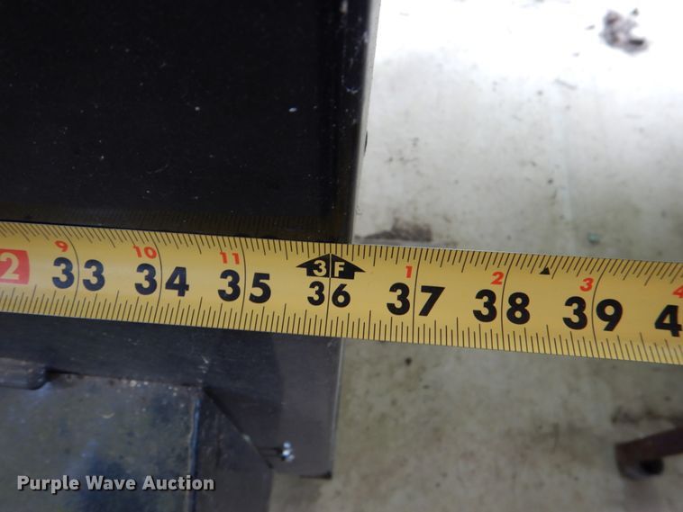 image for item HC9252 3C Cattle Feeders  automatic feeder