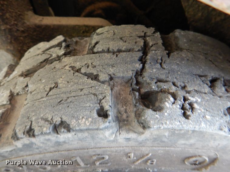 image for item HC9273 Hyster S30A  forklift