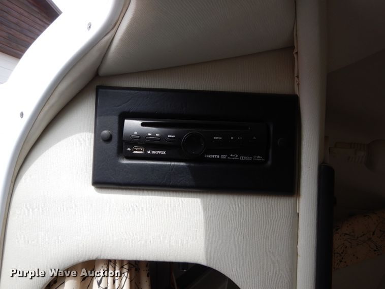 image for item HE9579 1997 Baja Outlaw  boat