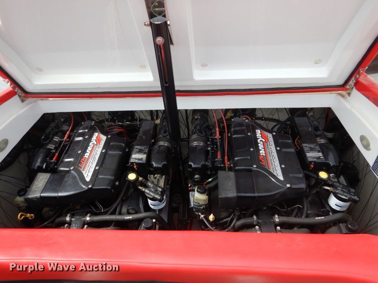 image for item HE9579 1997 Baja Outlaw  boat