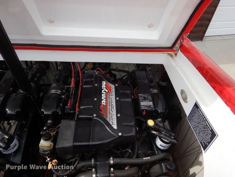 image for item HE9579 1997 Baja Outlaw  boat